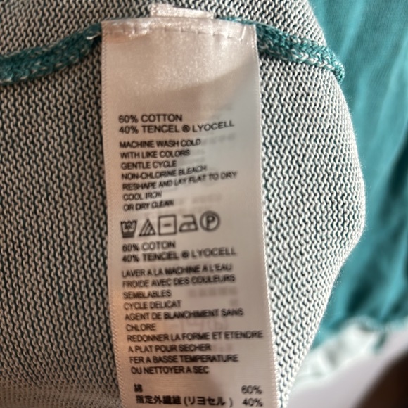 Tommy Bahama Large Sea Green-Blue 1/2 Button Sweater Super Soft Great Condition - Picture 4 of 5